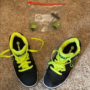 Boys shoes